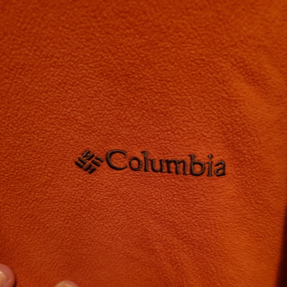 Columbia Pullover - image 2